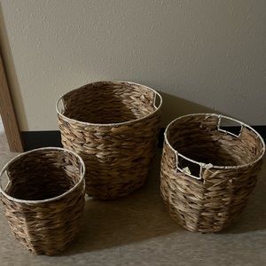 3 set of baskets